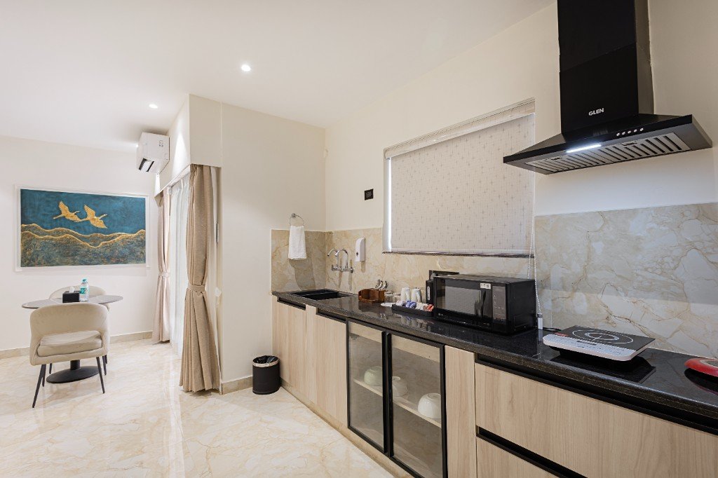Elysium Premier Suites, Hitec City — Long stay apartment