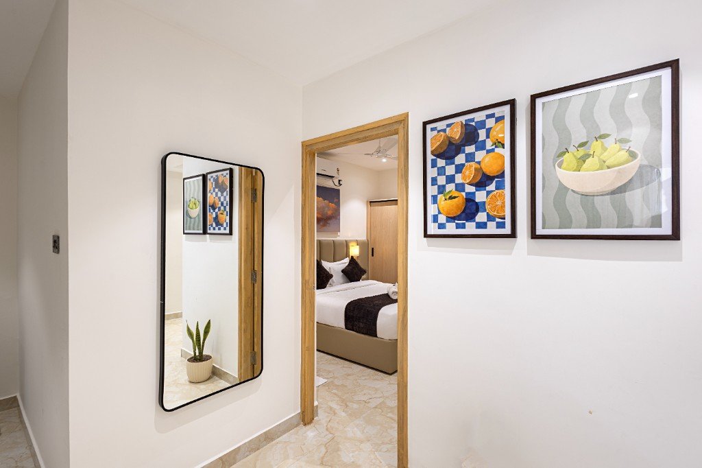 Elysium Premier Suites, Hitec City — Studio suite overview