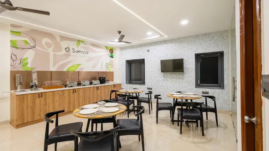 Elysium Studio Suites, Madhapur — Family Studio dining